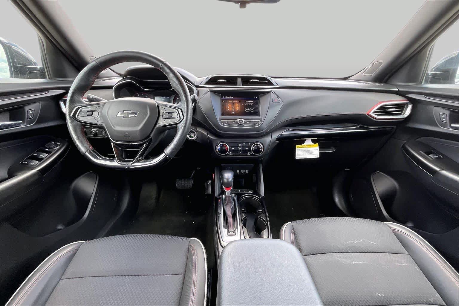 Used 2022 Chevrolet TrailBlazer RS FWD image 15