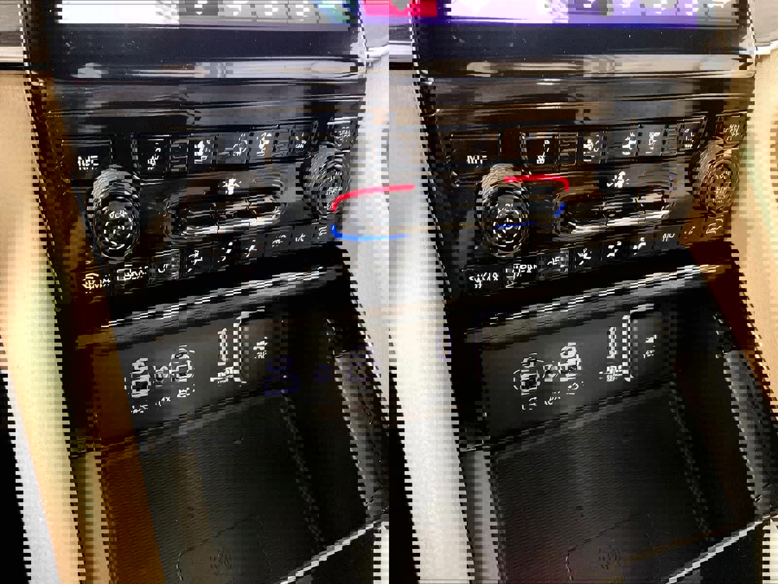 Used 2023 Jeep Grand Cherokee 4WD 4xe w/ Luxury Tech Group II image 26