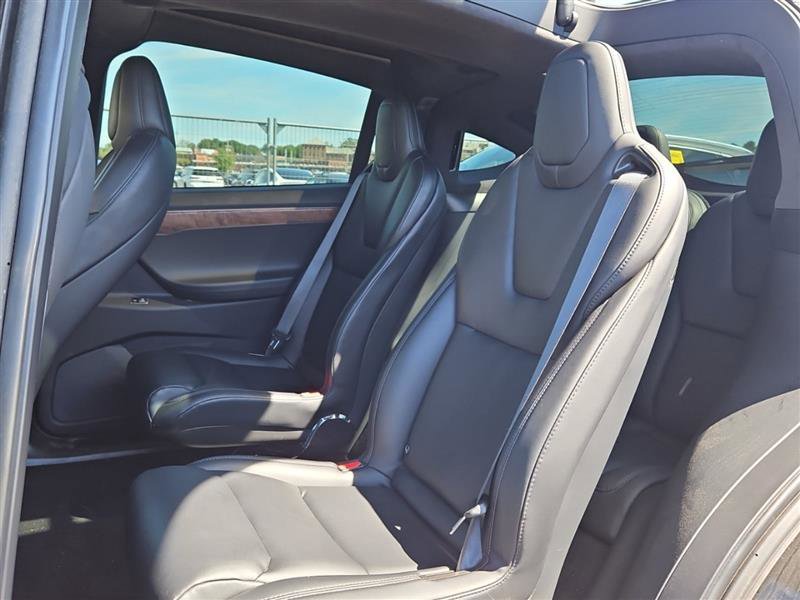 Used 2021 Tesla Model X Long Range image 4