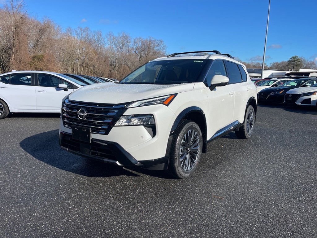 New 2026 Nissan Rogue Platinum image 2