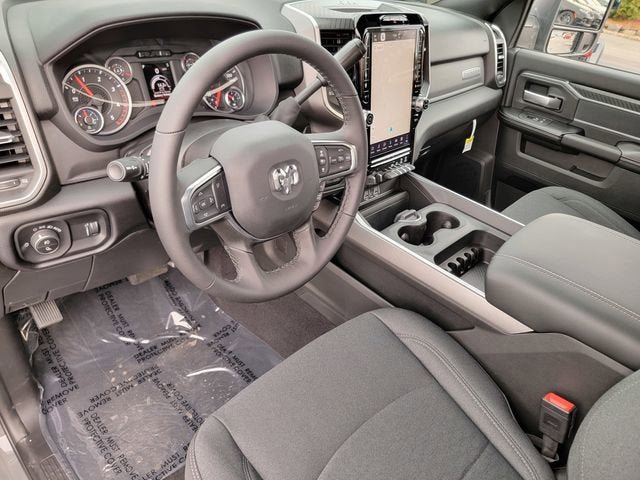 New 2026 RAM 2500 Big Horn AWD/4WD image 18