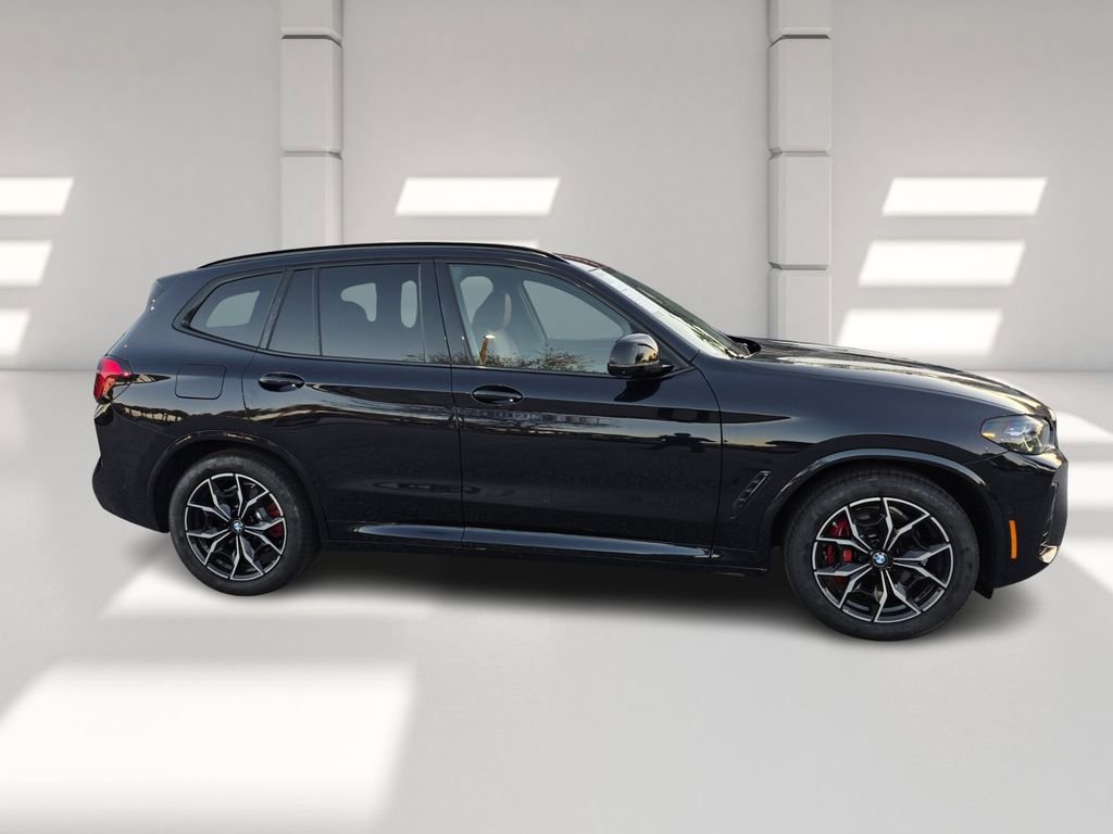 Used 2024 BMW X3 M40i image 3