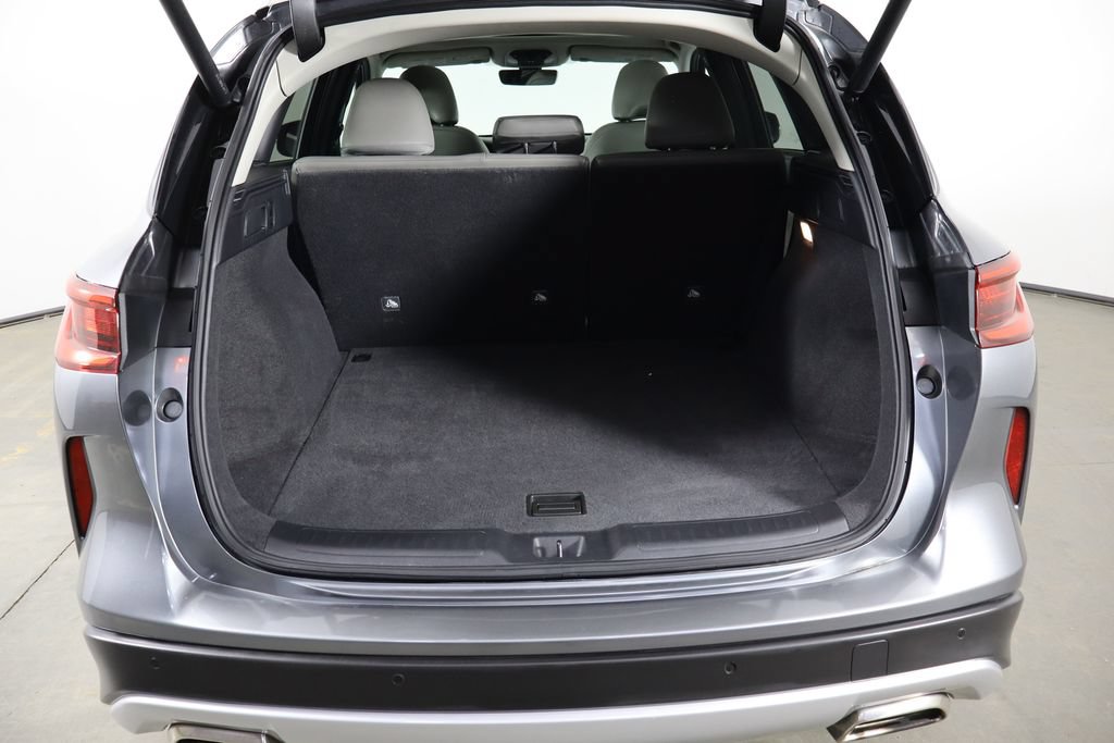 Used 2023 INFINITI QX50 Luxe FWD image 17