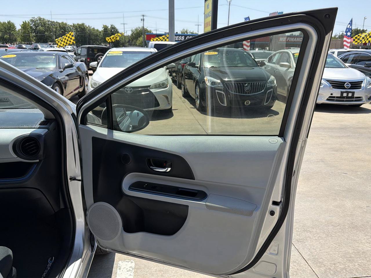 Used 2012 Toyota Prius C Two FWD image 21