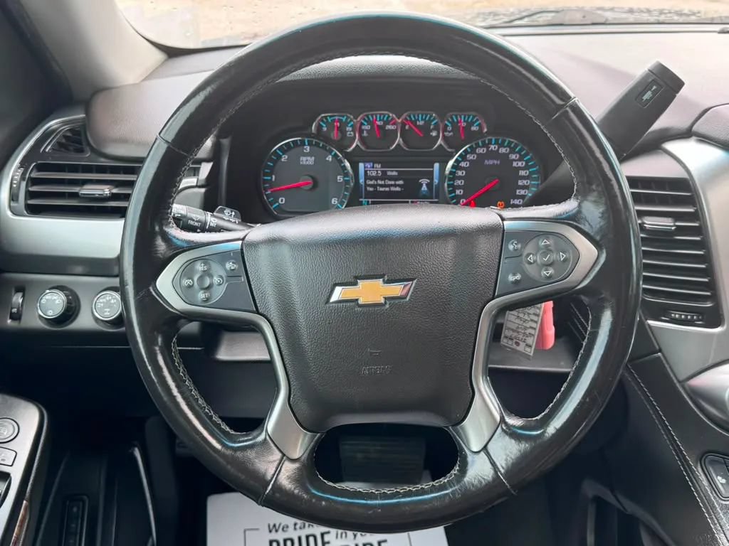 Used 2019 Chevrolet Suburban LT AWD/4WD image 18