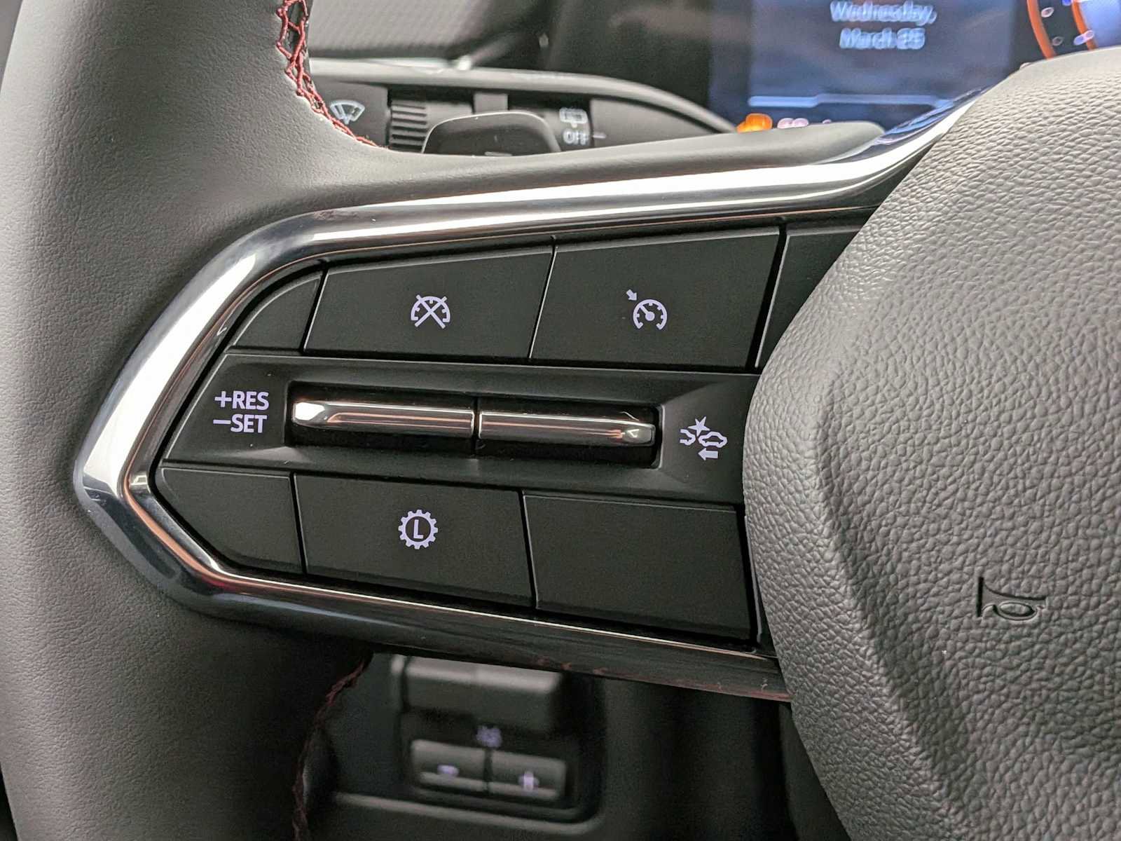 New 2026 Chevrolet Suburban RST image 25