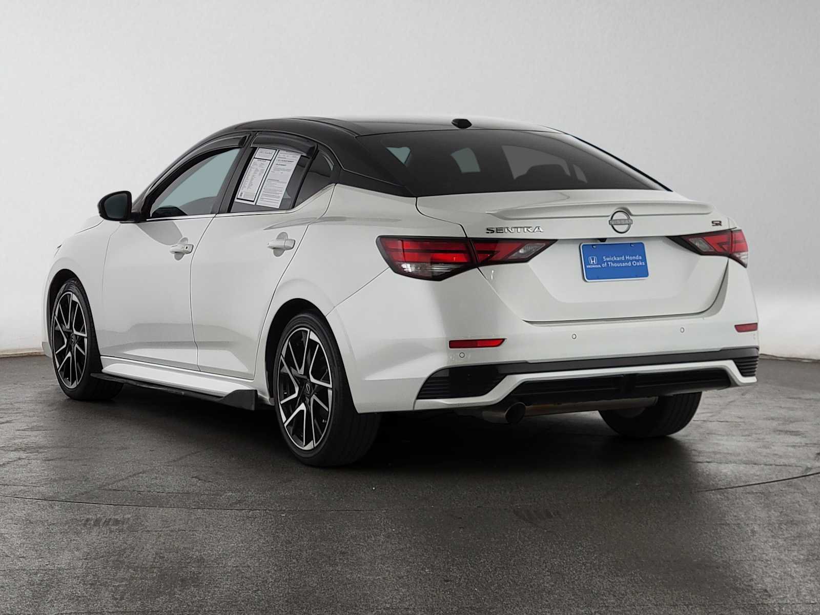 Used 2024 Nissan Sentra SR FWD image 10