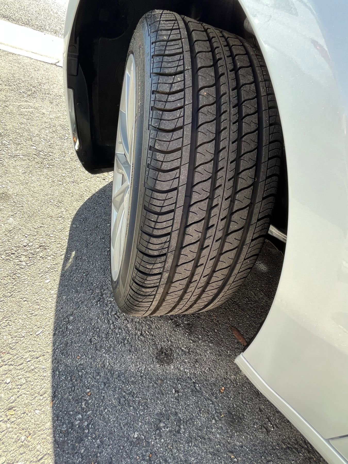 Used 2020 Tesla Model 3 Standard Range Plus image 24