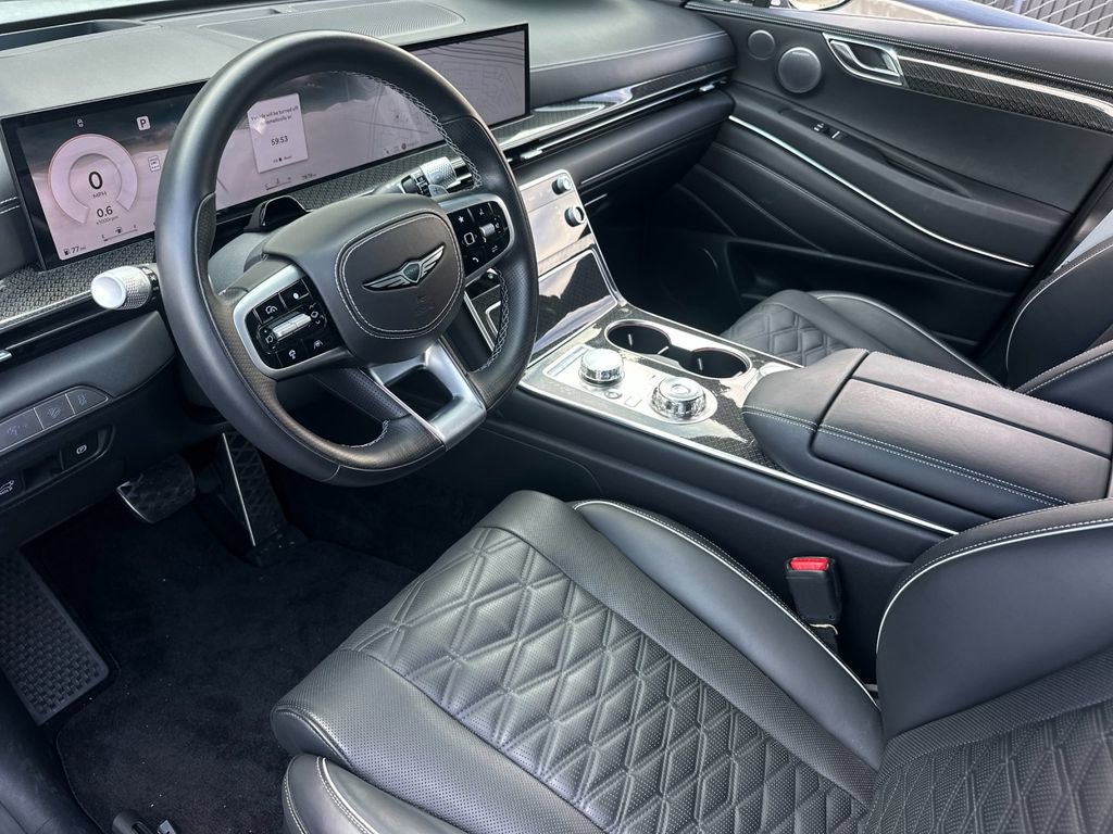 Used 2025 Genesis GV80 3.5T e-SC image 11