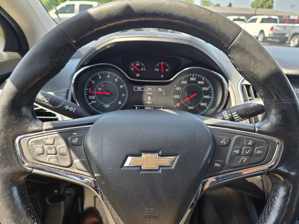 Used 2017 Chevrolet Cruze Premier FWD image 13