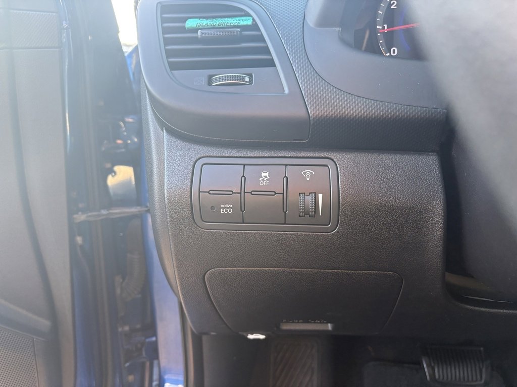 Used 2016 Hyundai Accent SE image 17