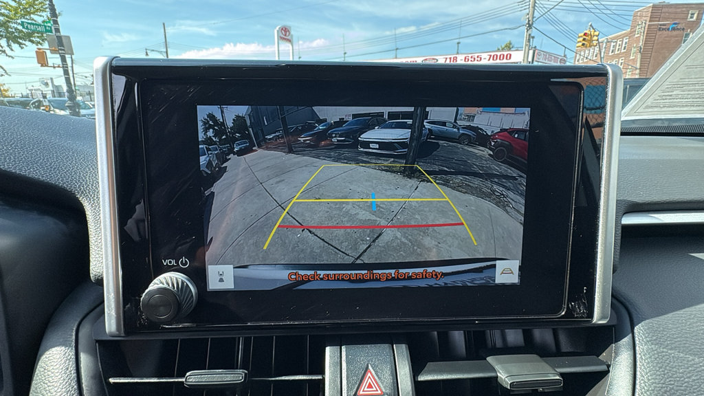 Used 2024 Toyota RAV4 XLE FWD image 25