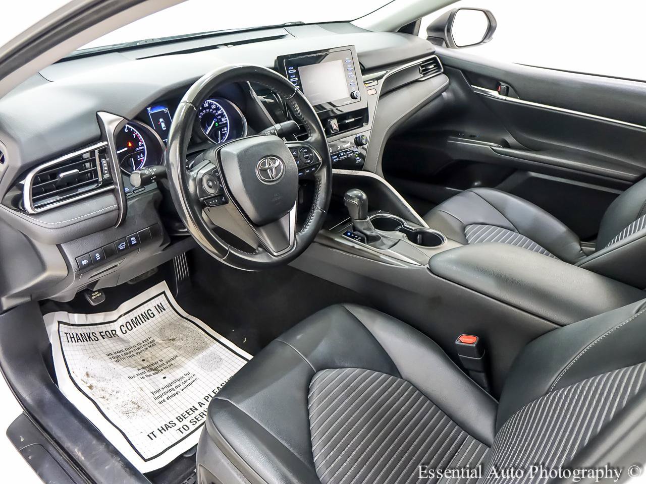 Used 2021 Toyota Camry SE FWD image 14