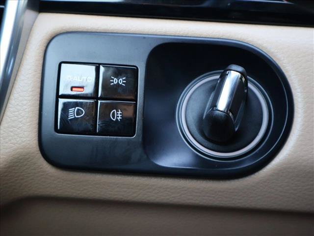 Used 2021 Porsche Cayenne AWD/4WD image 17
