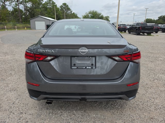 Used 2025 Nissan Sentra SR FWD image 4