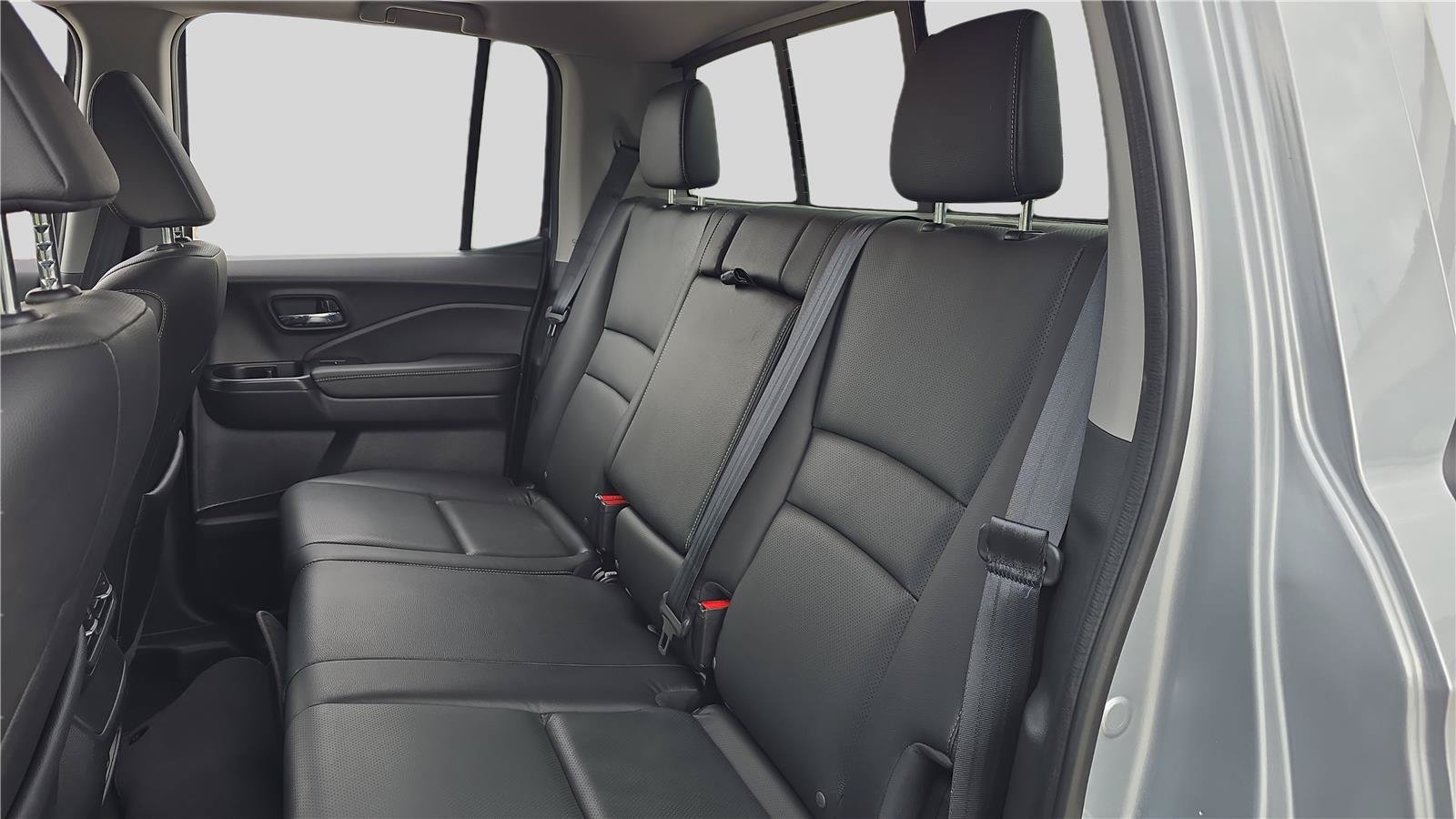 Used 2025 Honda Ridgeline RTL image 18