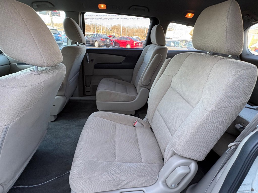 Used 2016 Honda Odyssey LX image 11