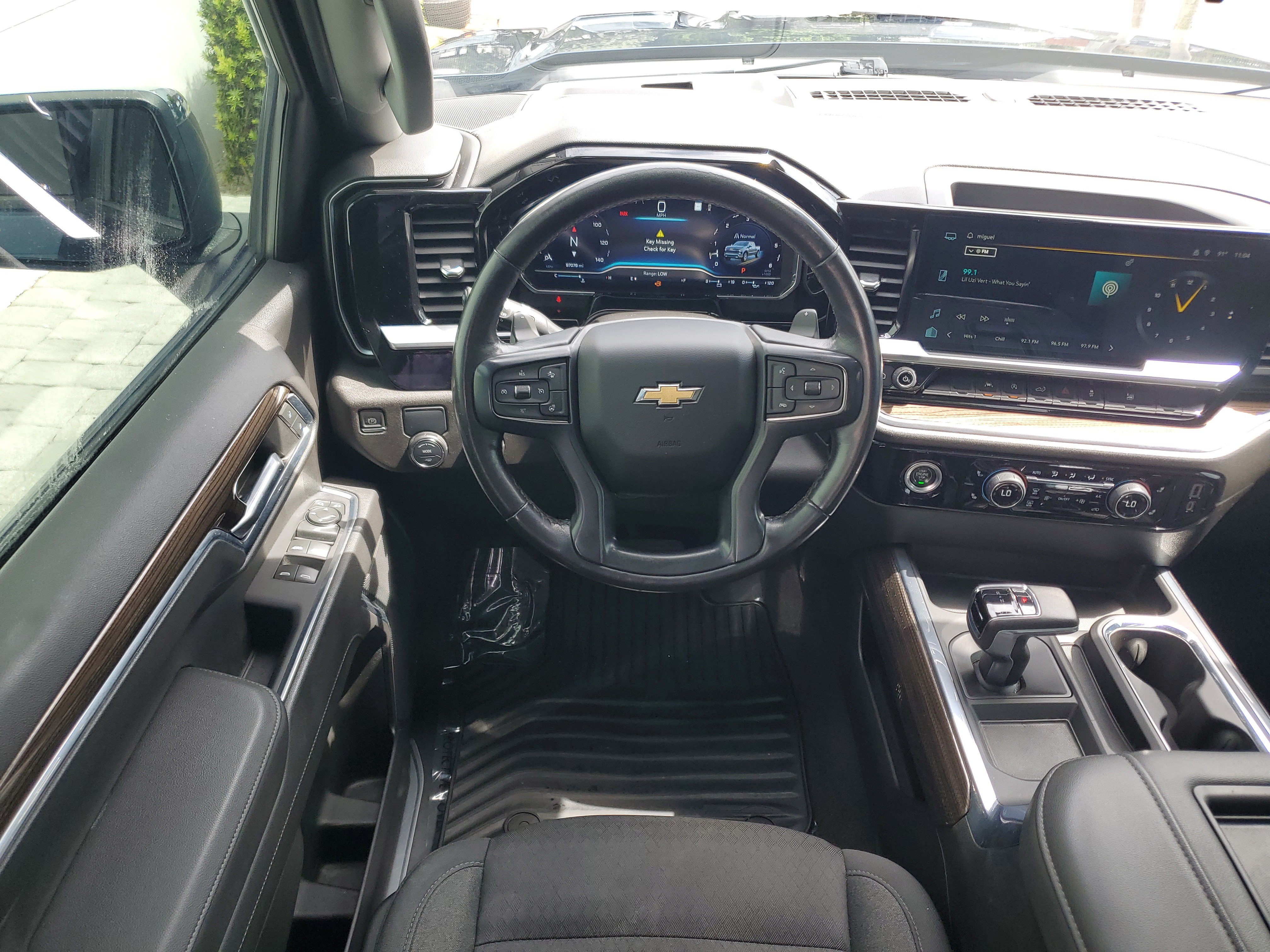 Used 2022 Chevrolet Silverado 1500 LT RWD image 15