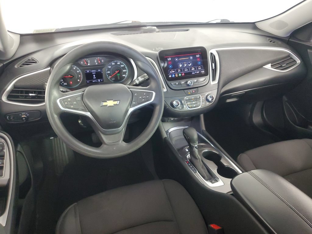 Used 2022 Chevrolet Malibu LT FWD image 15
