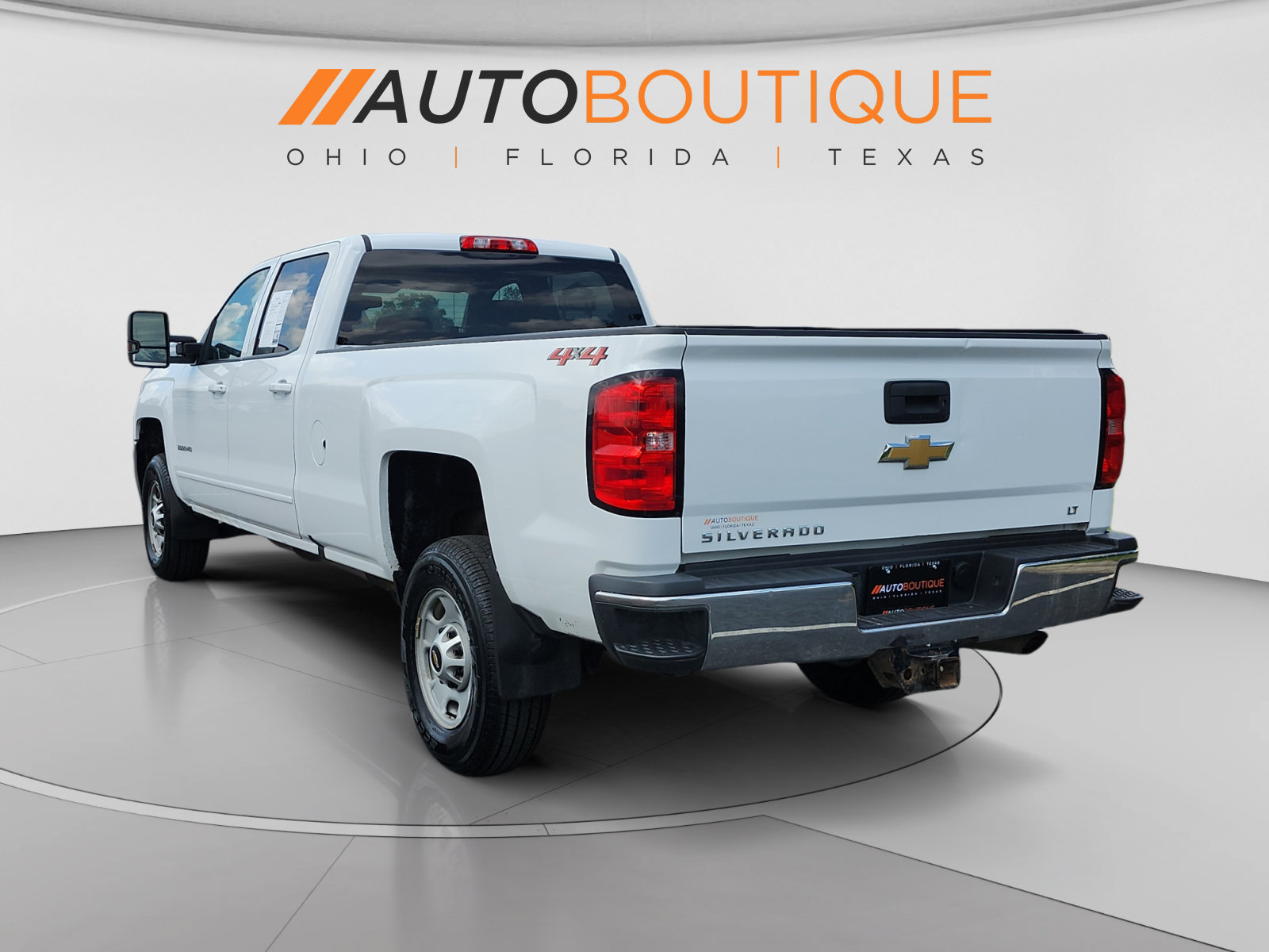 Used 2019 Chevrolet Silverado 2500 LT AWD/4WD image 3