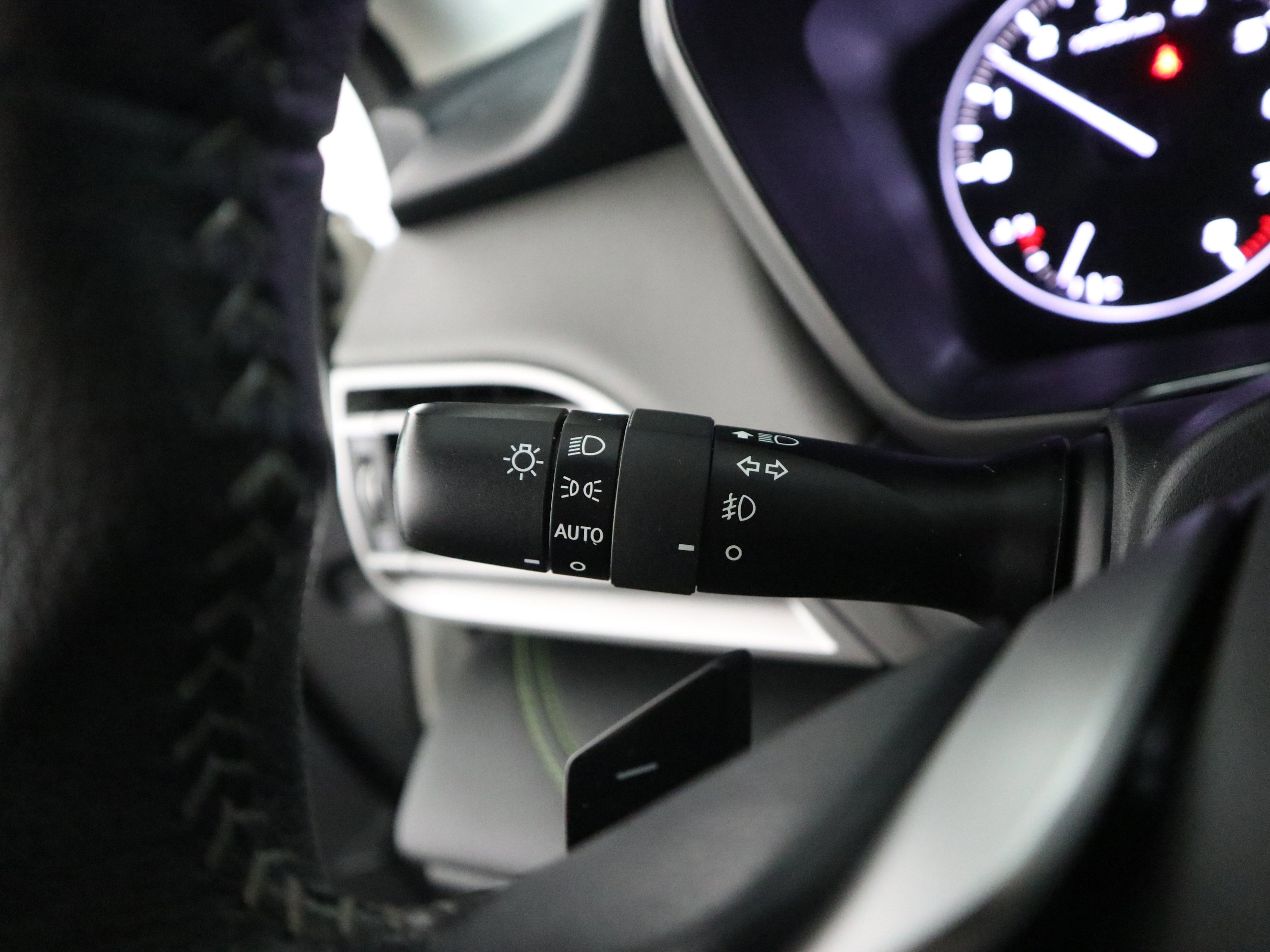 Used 2020 Subaru Outback Onyx Edition XT image 25