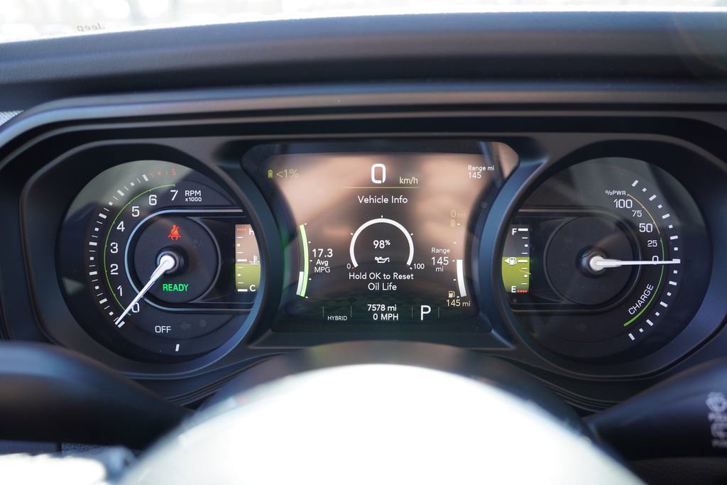 Certified 2025 Jeep Wrangler Unlimited Sahara w/ Safety Group image 30