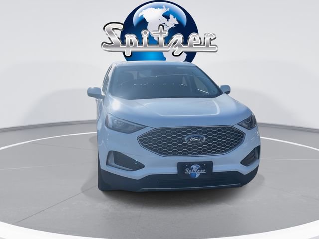 Used 2023 Ford Edge SEL image 3