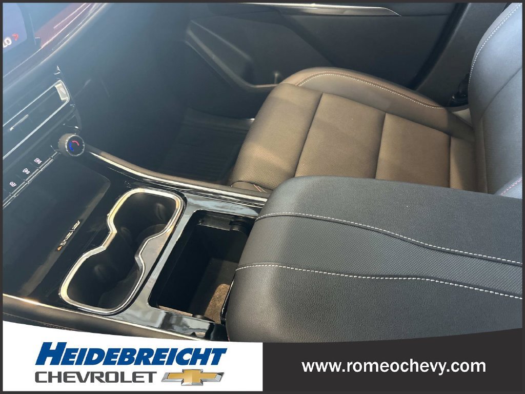 Certified 2024 Chevrolet Traverse Z71 w/ LPO, Floor Liner Package AWD/4WD image 25