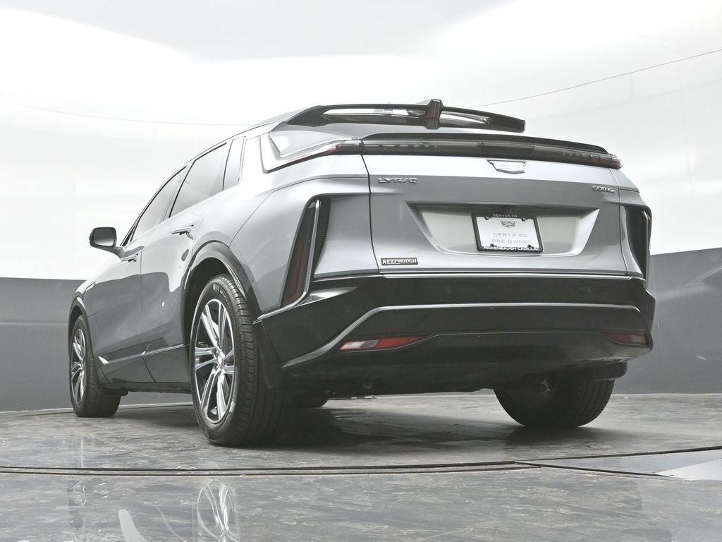 Certified 2024 Cadillac Lyriq Luxury AWD/4WD image 27