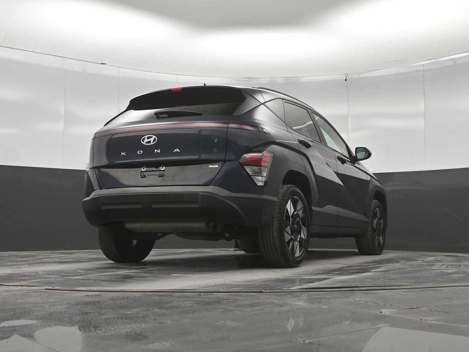 Used 2024 Hyundai Kona SEL AWD/4WD image 40