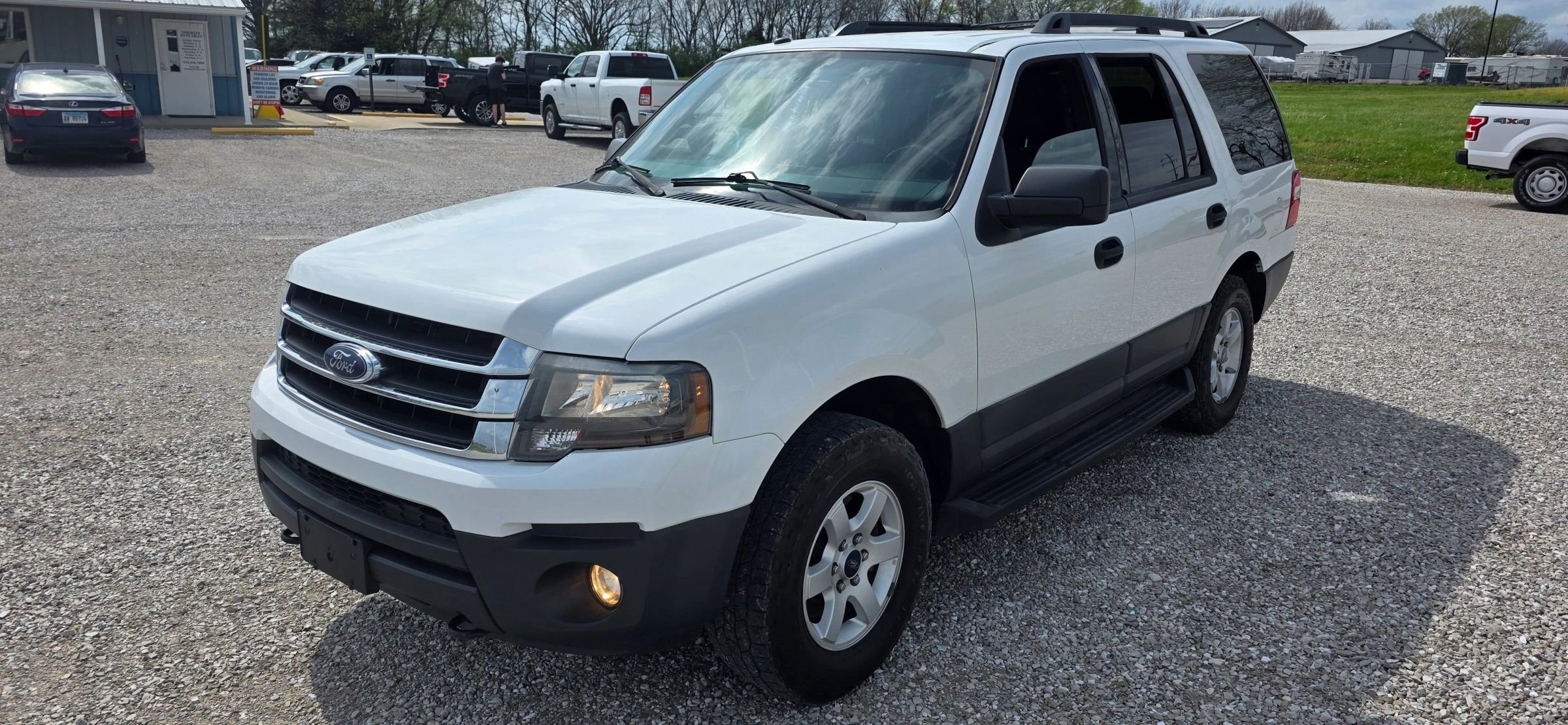 Used 2017 Ford Expedition XL w/ Equipment Group 101A AWD/4WD image 7