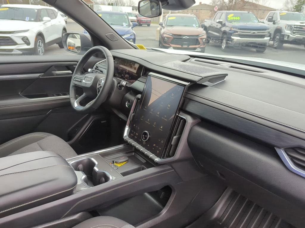 Certified 2025 GMC Acadia Elevation image 18