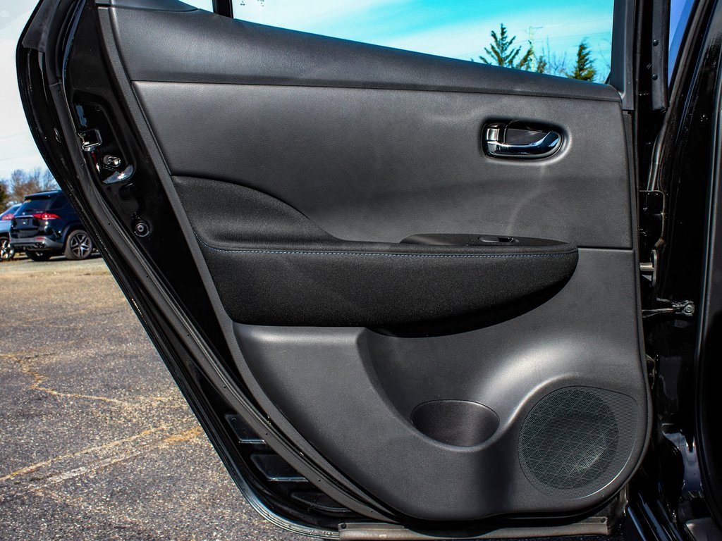 Used 2023 Nissan Leaf SV Plus image 11
