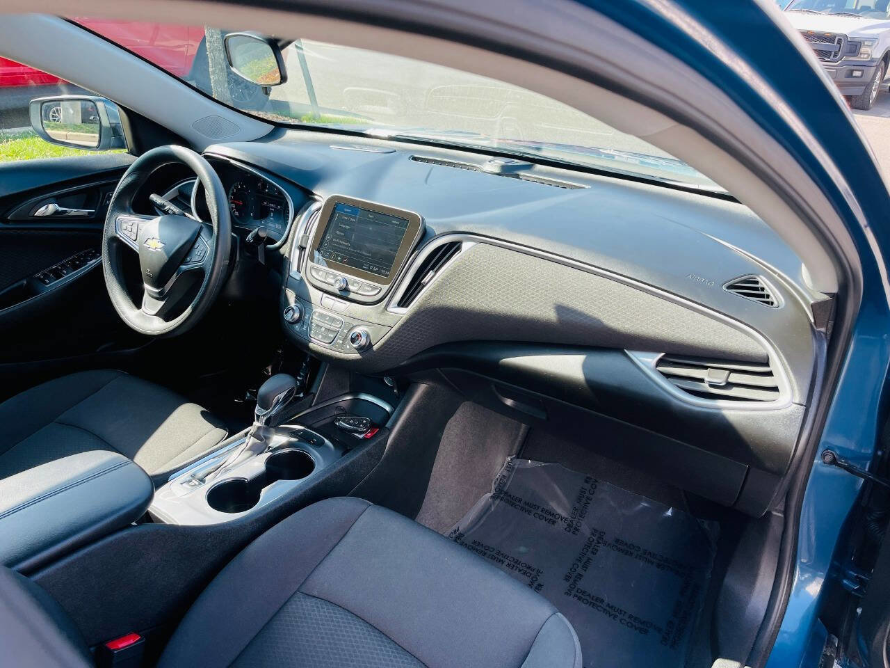 Used 2024 Chevrolet Malibu LT image 25