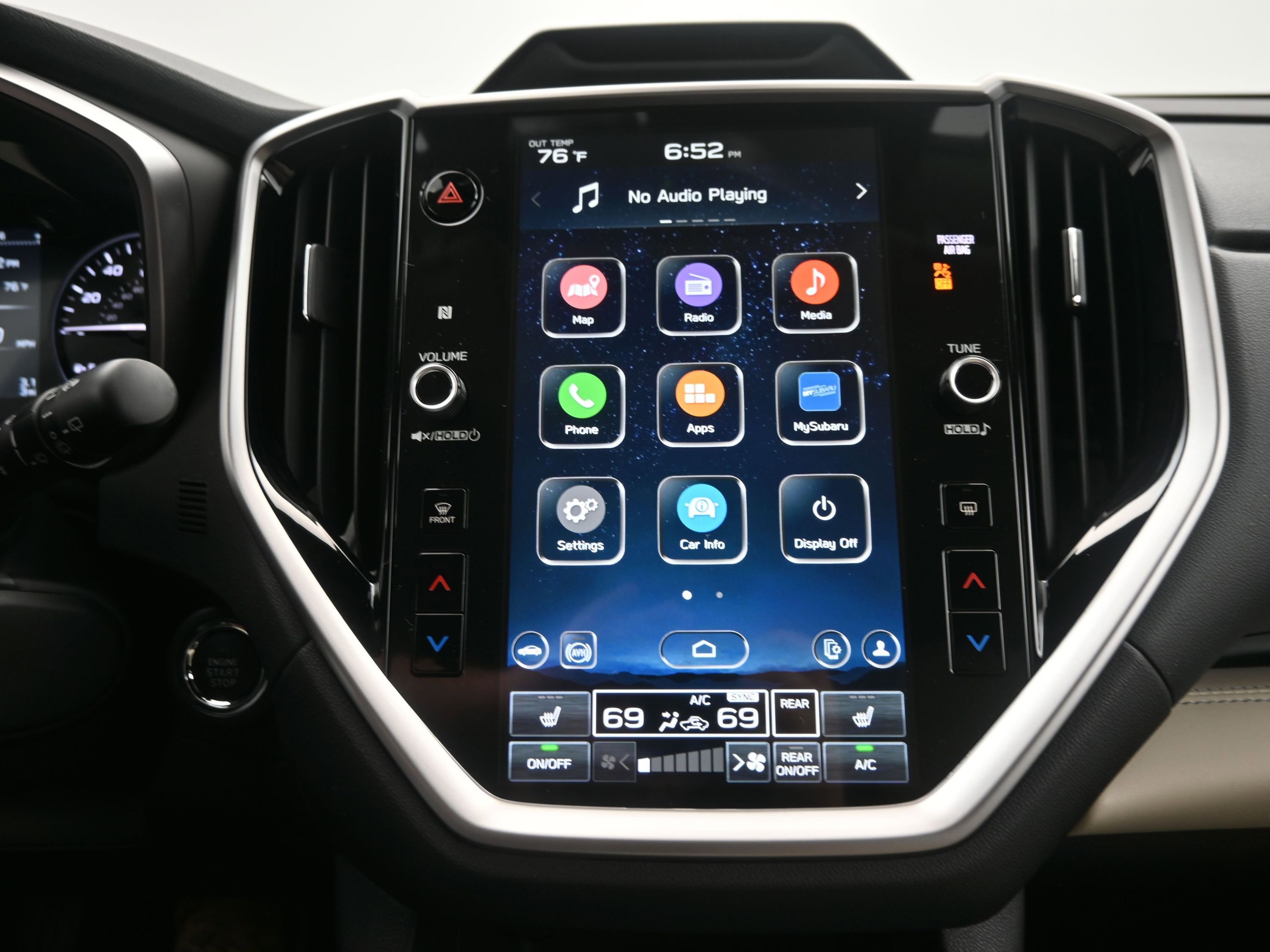 New 2025 Subaru Ascent Limited image 15