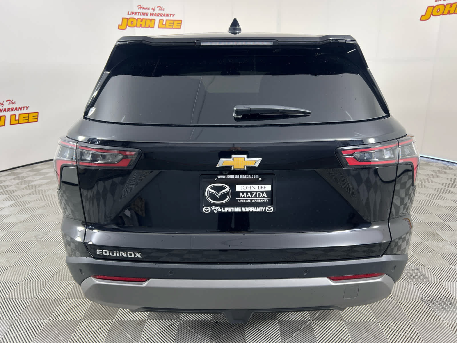 Used 2025 Chevrolet Equinox LT FWD image 4