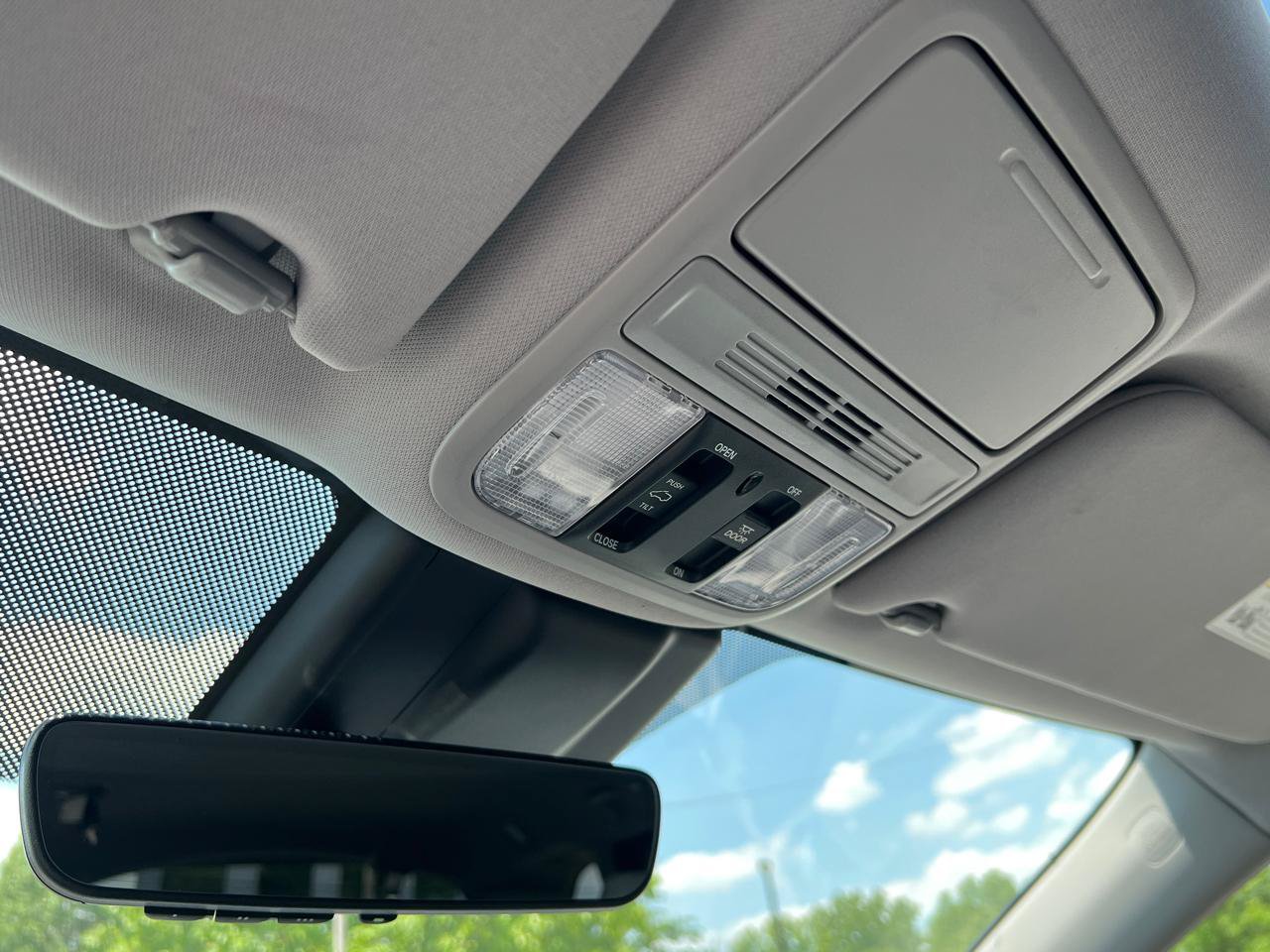 Used 2019 Honda Odyssey EX-L image 27