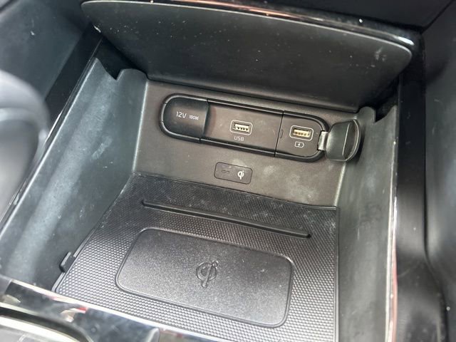 Used 2022 Kia Telluride EX w/ EX Premium Package AWD/4WD image 26