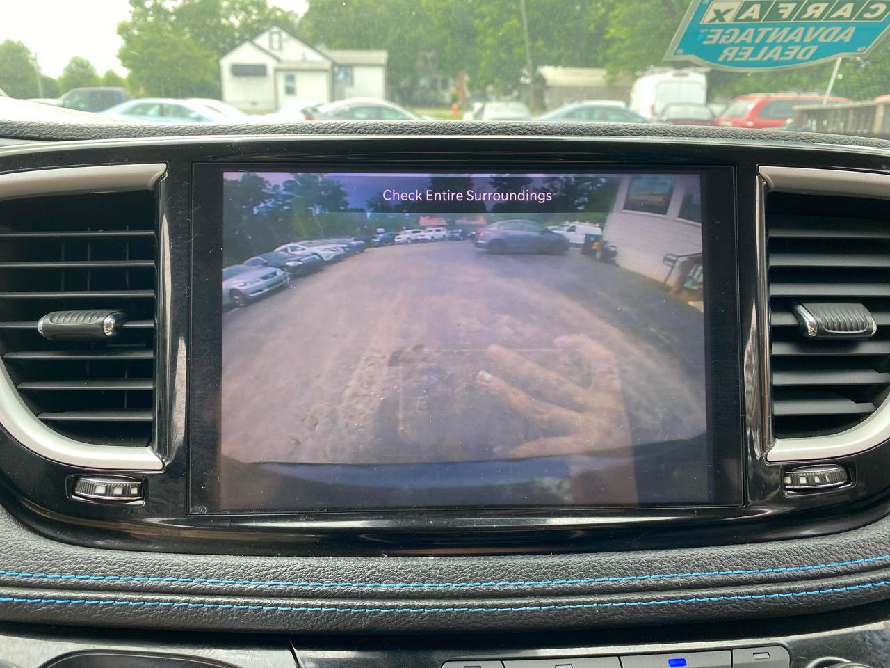 Used 2021 Chrysler Pacifica Touring-L FWD image 18