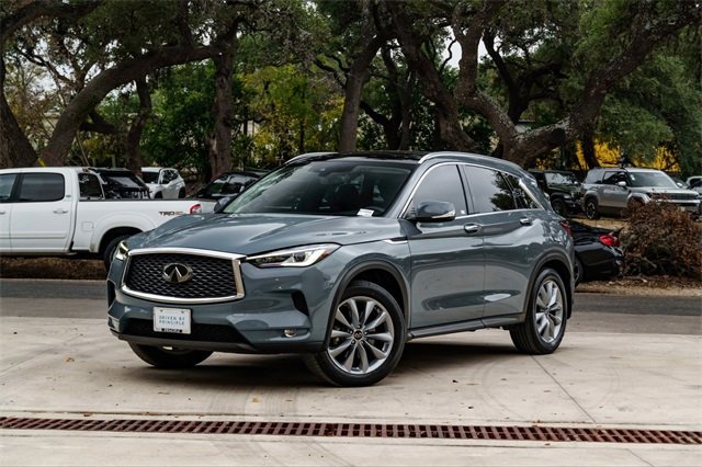 Used 2022 INFINITI QX50 Luxe image 2