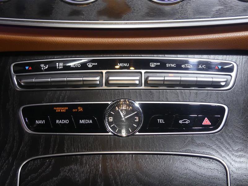 Used 2019 Mercedes-Benz E 450 4MATIC Coupe w/ AMG Line Package image 35