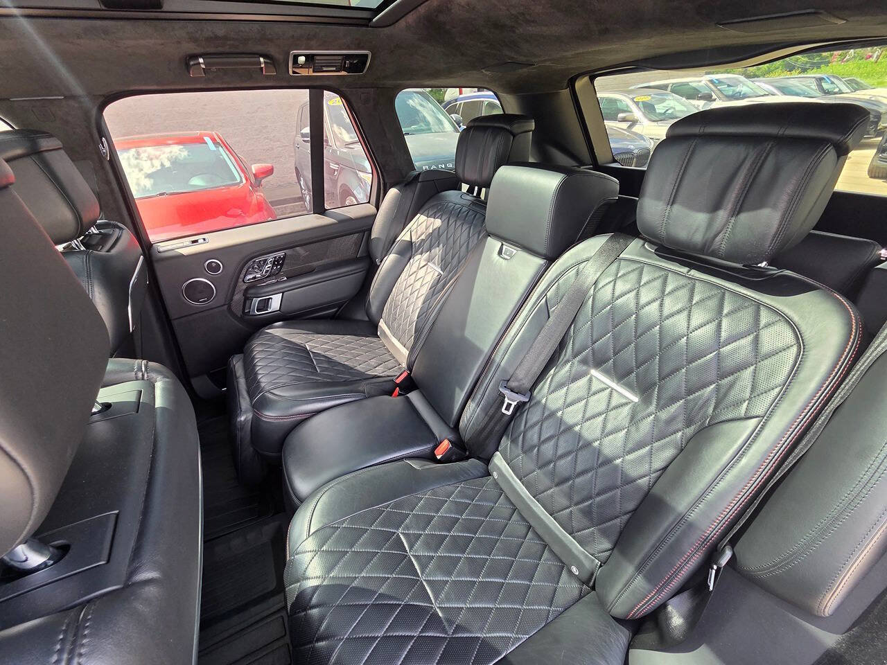 Used 2019 Land Rover Range Rover SV Autobiography Dynamic AWD/4WD image 9