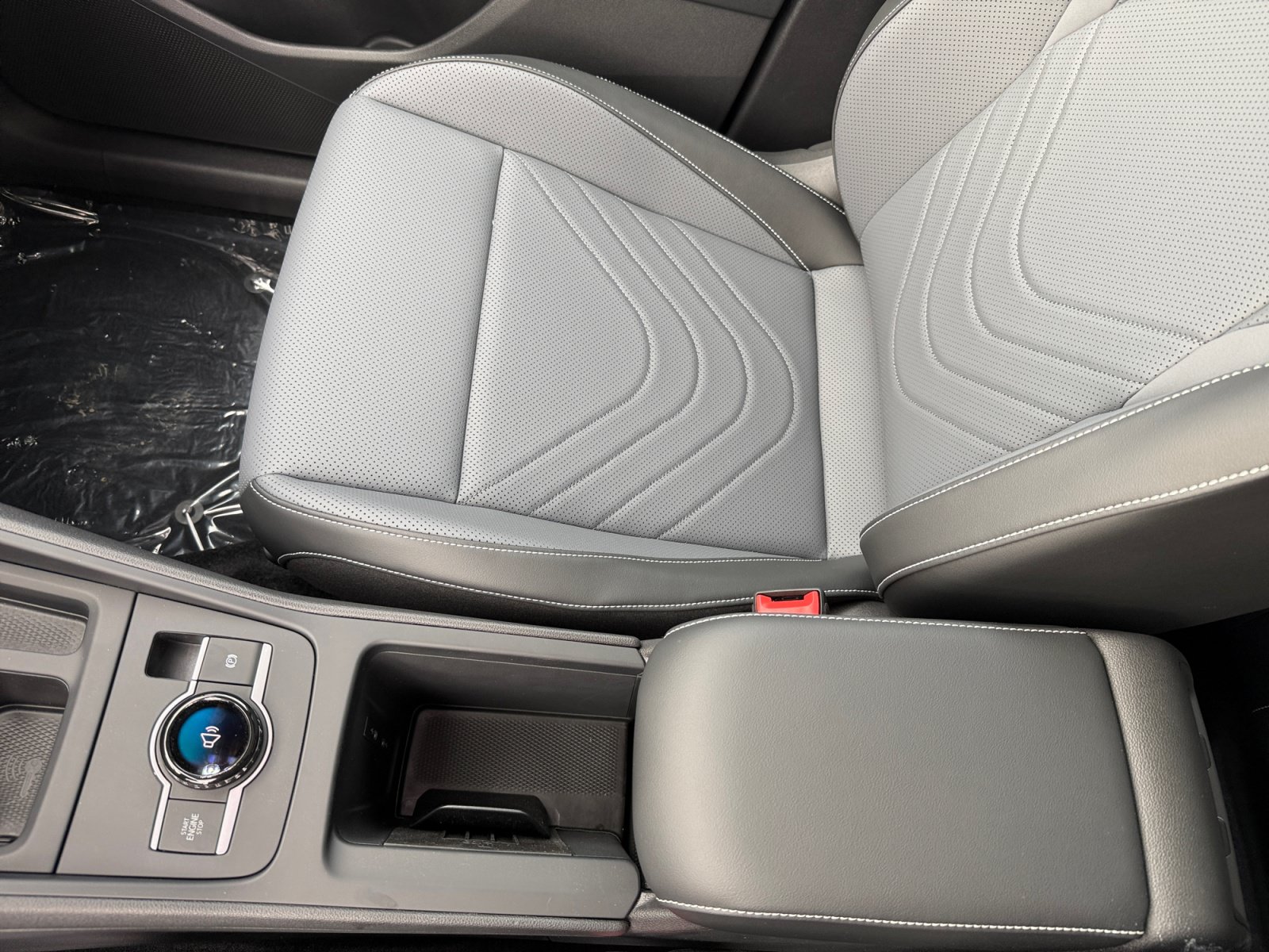 New 2026 Volkswagen Tiguan SE AWD/4WD image 14