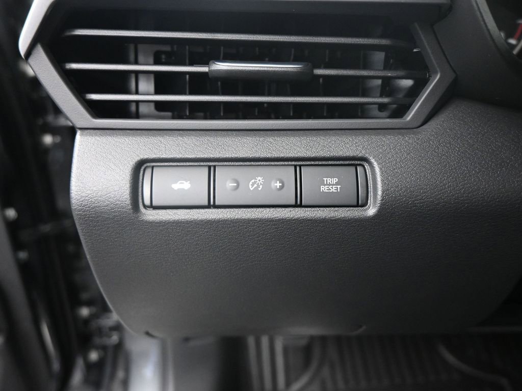 New 2025 Nissan Altima 2.5 SR image 14