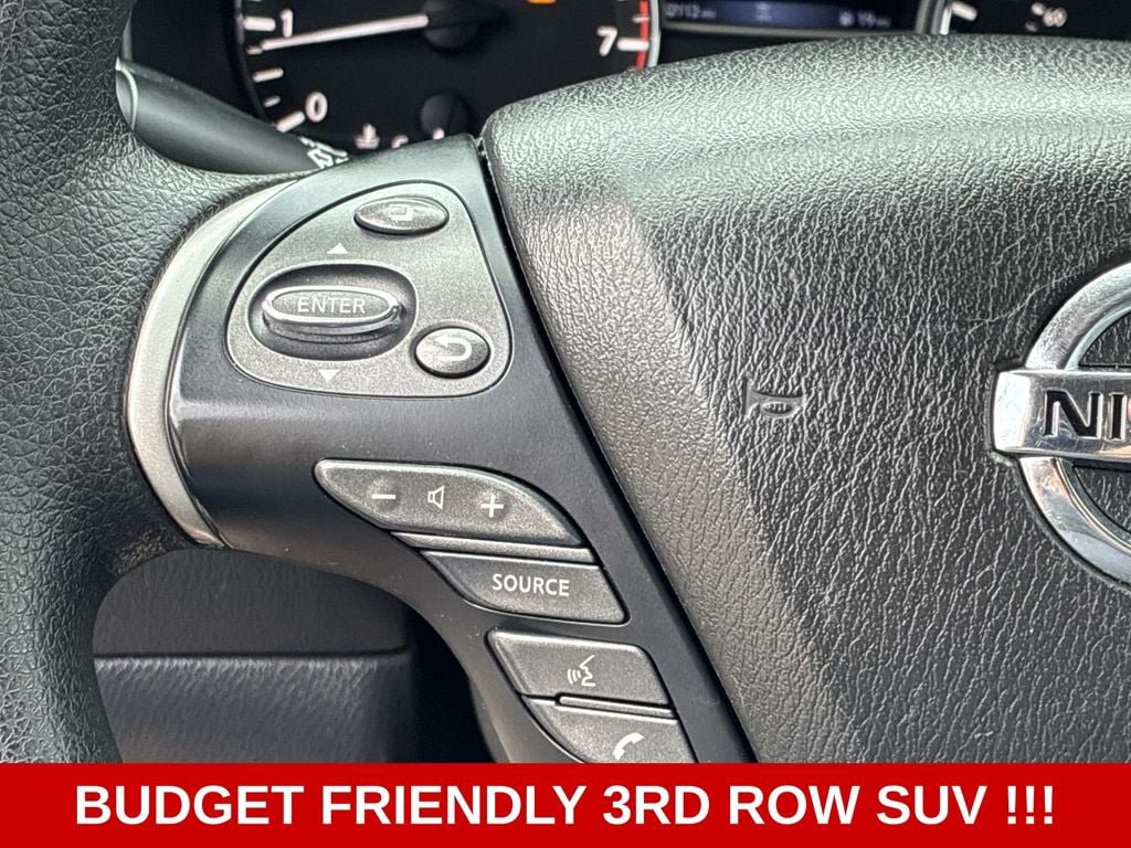 Used 2020 Nissan Pathfinder S AWD/4WD image 22