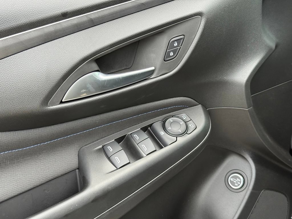 New 2026 Buick Envista Sport Touring w/ Convenience I Package FWD image 16