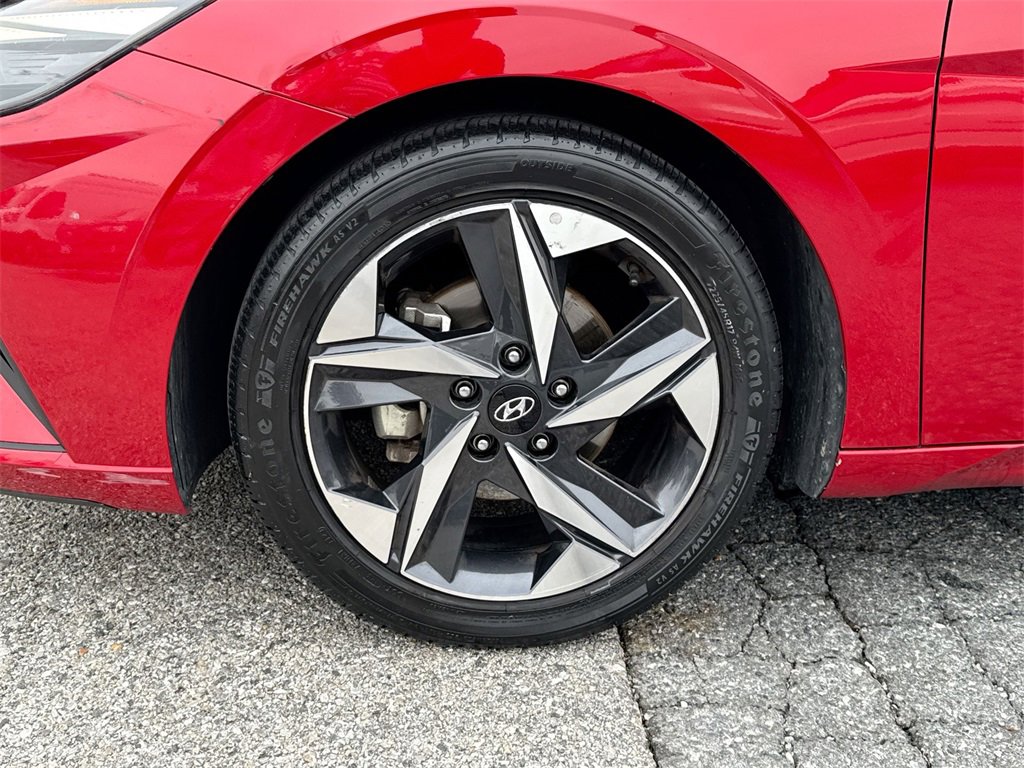 Used 2023 Hyundai Elantra SEL w/ Convenience Package image 18