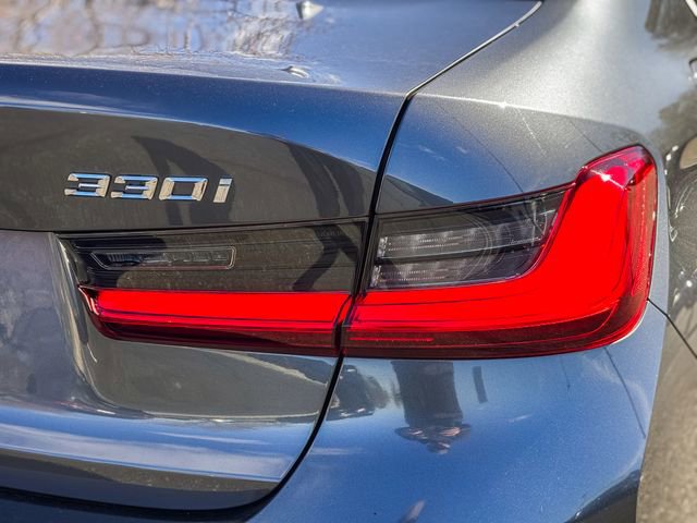 Used 2020 BMW 330i xDrive Sedan w/ Convenience Package image 8