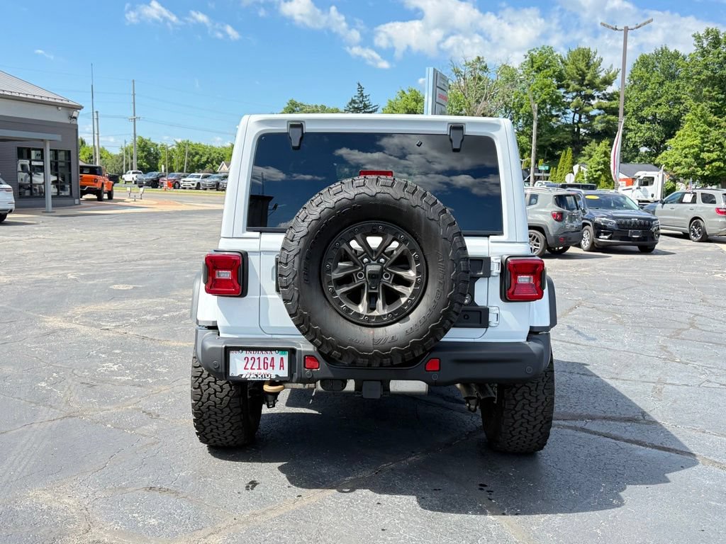Used 2025 Jeep Wrangler Unlimited Rubicon 392 AWD/4WD image 6