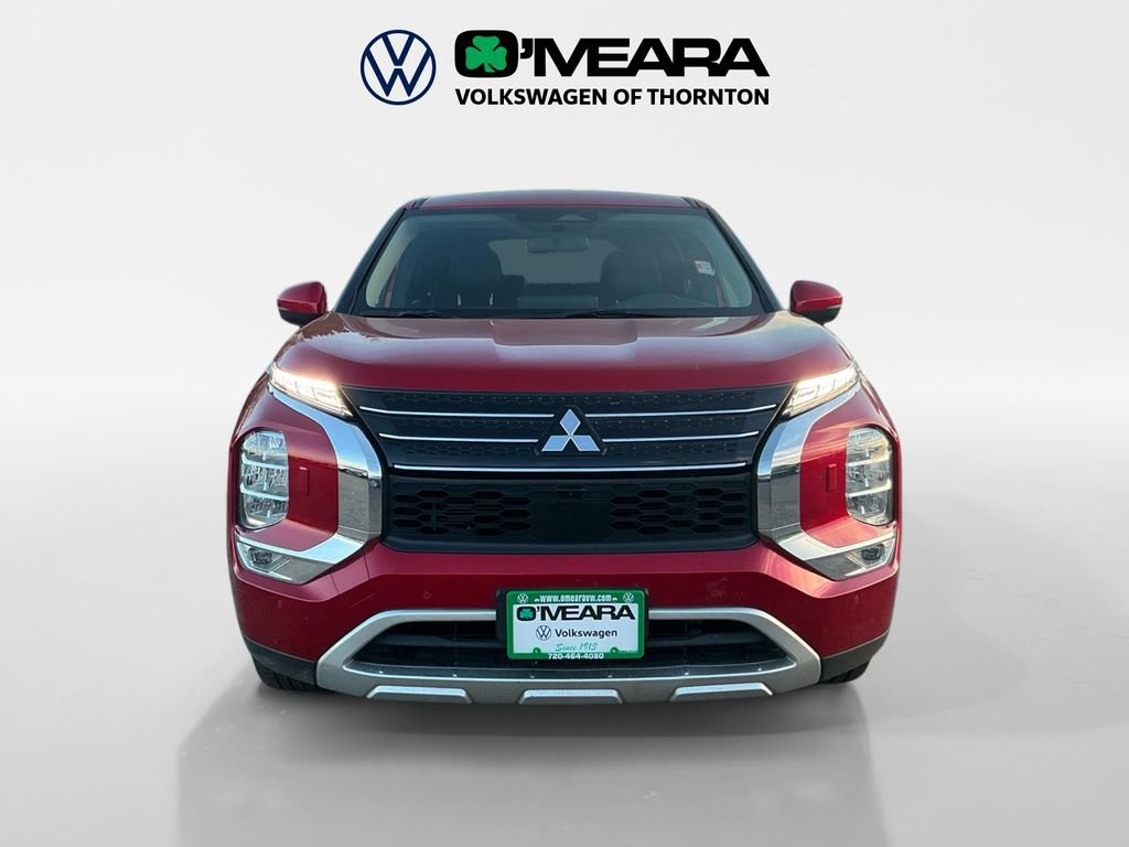 Used 2024 Mitsubishi Outlander SE Black Edition image 8